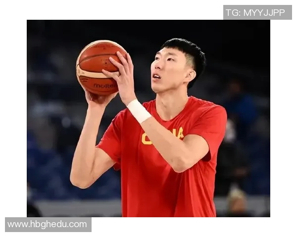 周琦在国际篮球舞台上的崛起与挑战：从中国篮球新星到全球瞩目的巨人